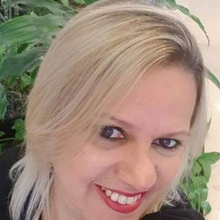 Blonde pour plan cul Saint Gilles
