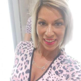 Belle pute Uccle pour plan sexe ce soir